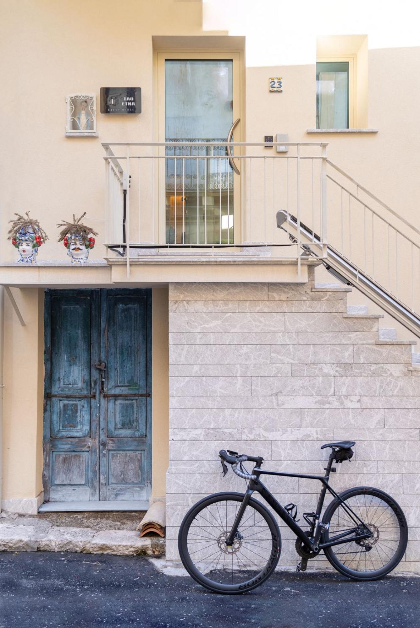 Taoetna Guest House, تاورمينا المظهر الخارجي الصورة