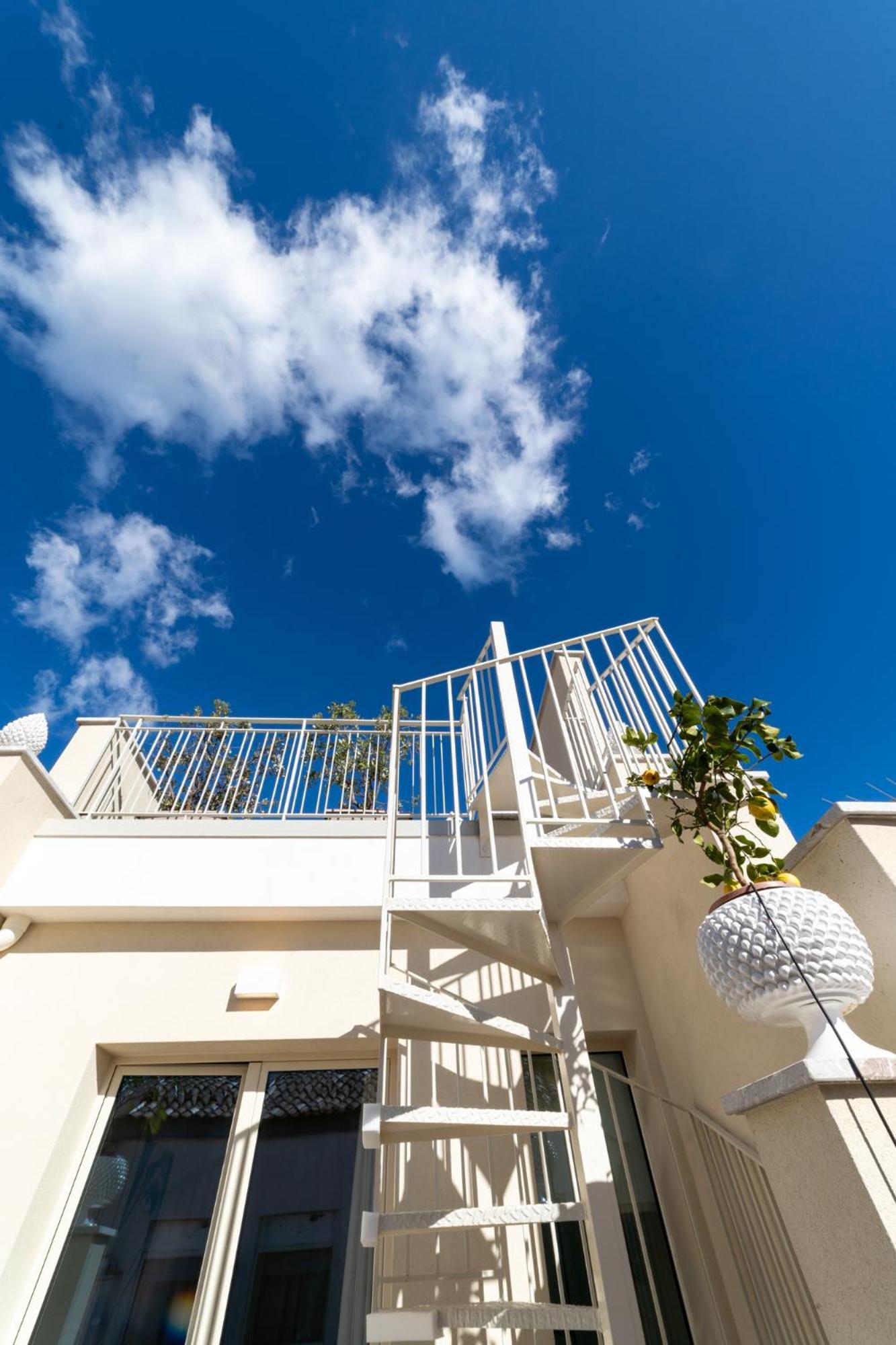 Taoetna Guest House, تاورمينا المظهر الخارجي الصورة